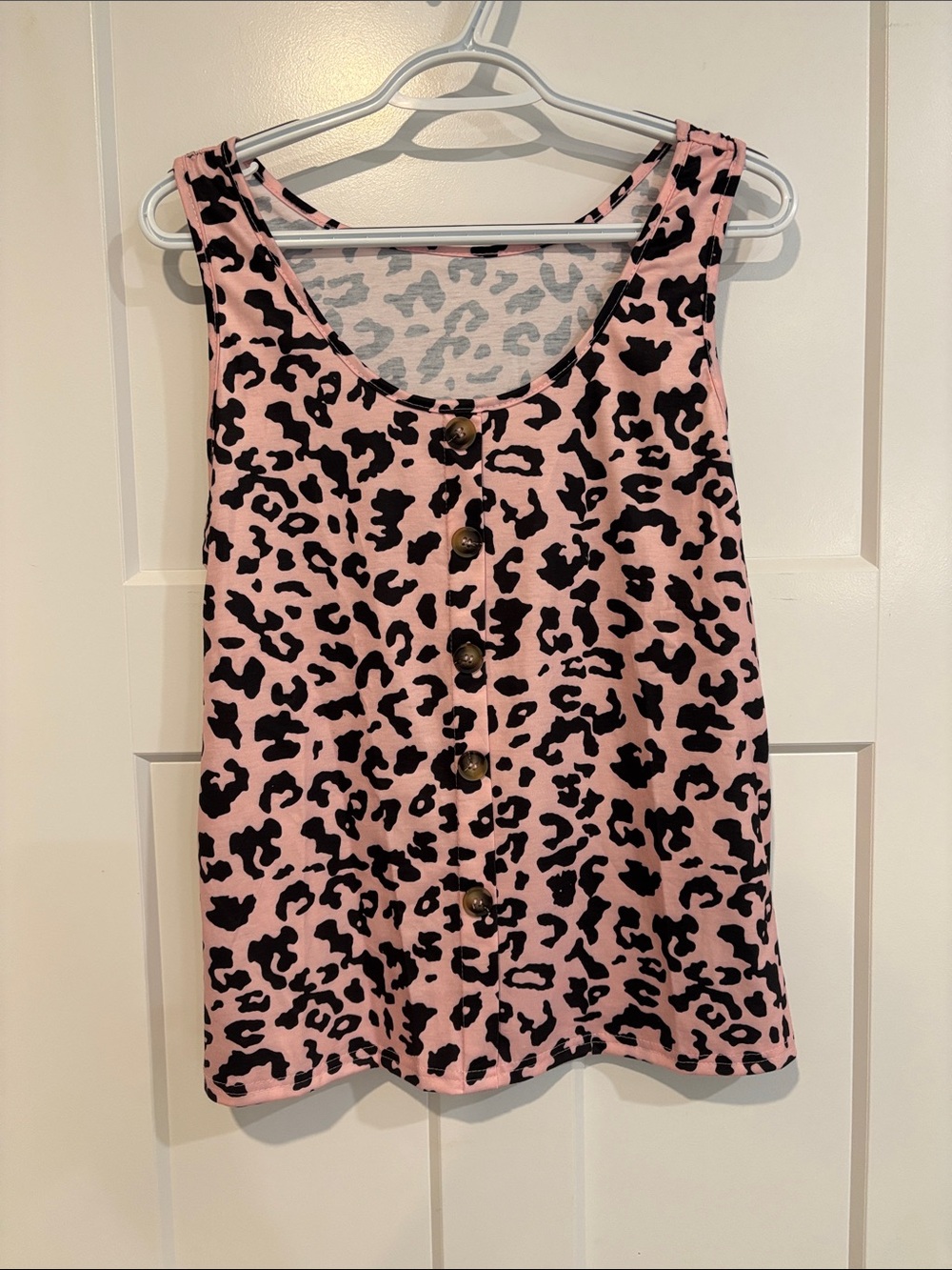 Pink Leopard Print Button-Front Tank Top
New without tags